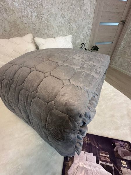 Стьобане покривало з подушками в комплекті &mdash; 200&times;220 см, 2 подушки 50&times;50 см. Велюр 1 STOGANE-POKRYVALO-200X220-VELIUR-1 фото