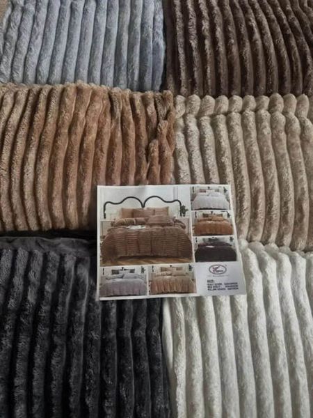 Комплект плюшевої постільної білизни, Шарпей, Євро, Коричневий PLUSH-SHARPEY-KORYCHNEVIY фото