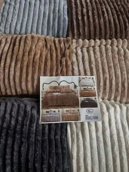 Комплект плюшевої постільної білизни, Шарпей, Євро, Бежевий PLUSH-SHARPEY-BEZHEVIY фото