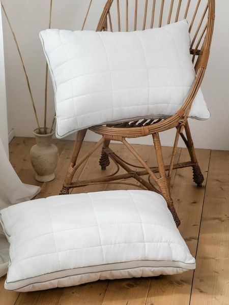 Подушка BREEZE &mdash; дихаюча, з вентиляційною сіткою, гіпоалергенна PILLOW-BREEZE фото