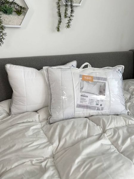 Подушка BREEZE &mdash; дихаюча, з вентиляційною сіткою, гіпоалергенна PILLOW-BREEZE фото